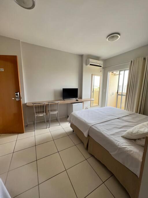 Golden Dophin Express Em Apartamento Caldas Novas